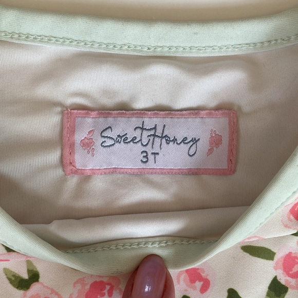 Sweet Honey Rash Guard 3T - Picture 4 of 6